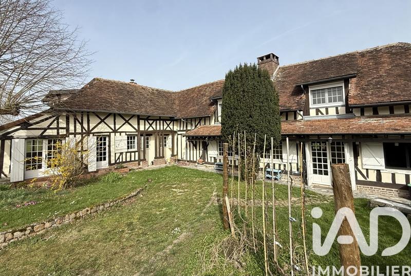 Maison - 208 m² - 10 pièces