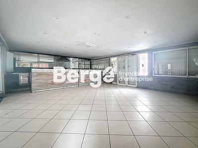 Local commercial - 478 m²