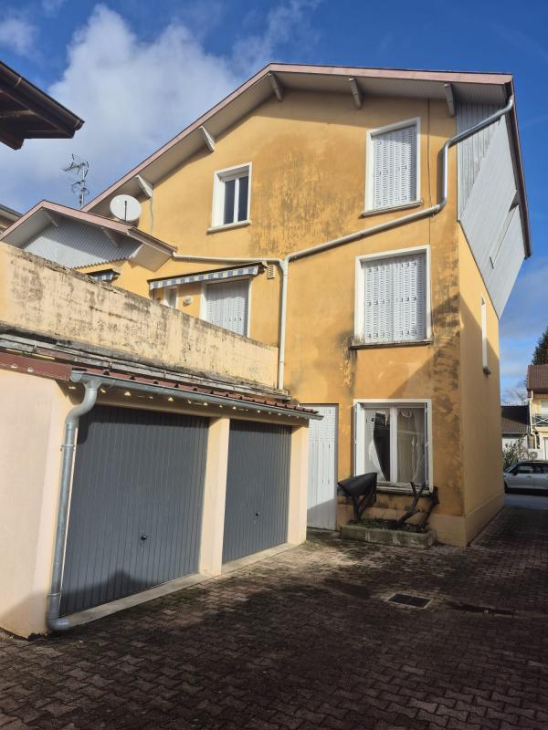 Maison - 200 m² - 7 pièces