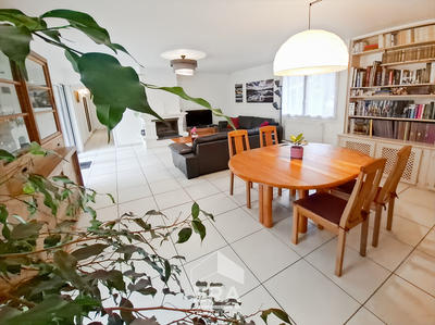 Maison - 170 m² - 7 pièces