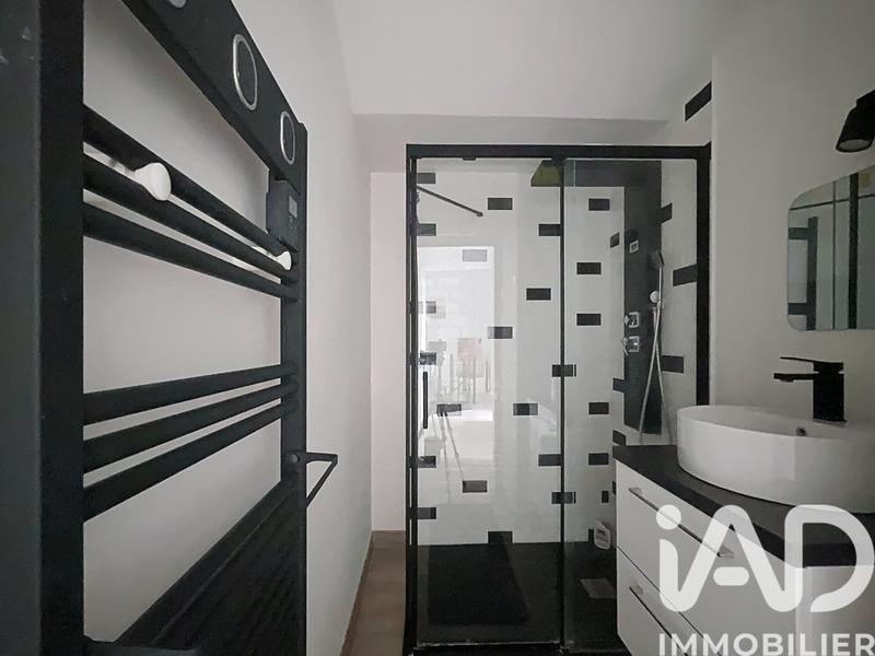 Maison - 276 m² - 10 pièces