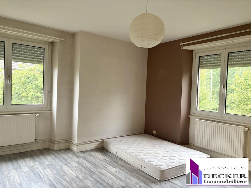 Appartement - 90 m² - 3 pièces