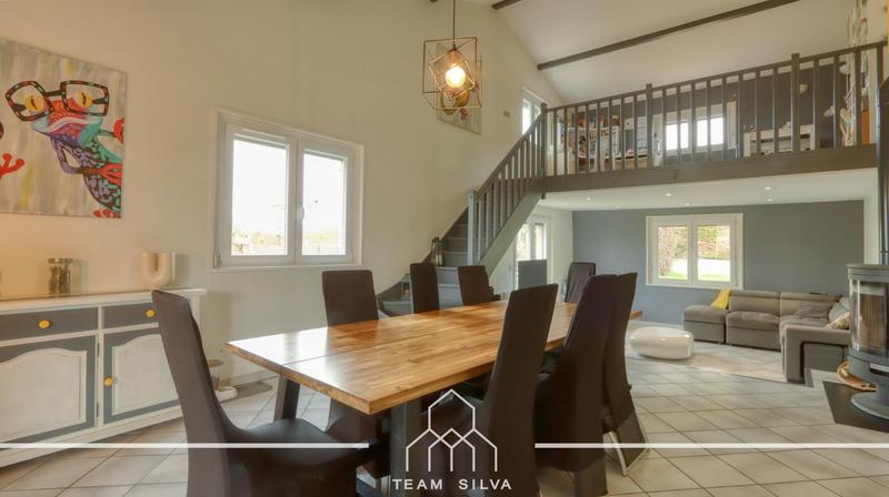 Maison - 200 m² - 5 pièces