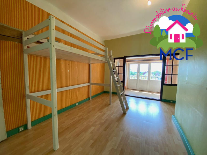 Maison ancienne - 230 m² - 8 pièces