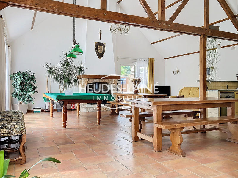 Maison - 309 m² - 12 pièces