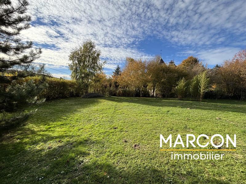 Maison - 213 m² - 4 pièces