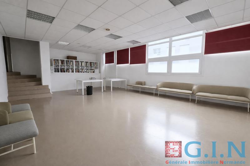 Local commercial - 548 m² - 20 pièces