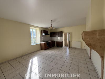 Maison - 81 m² - 4 pièces