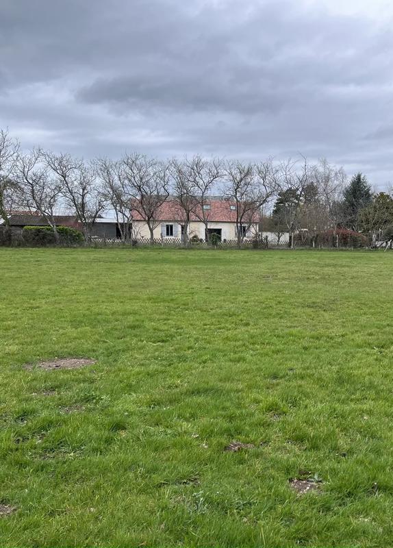 Terrain constructible - 850 m²