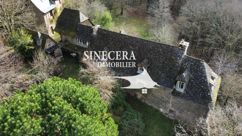 Maison - 230 m² - 5 pièces