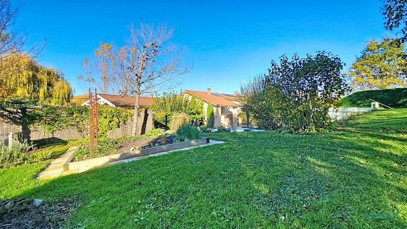 Maison - 198 m² - 7 pièces