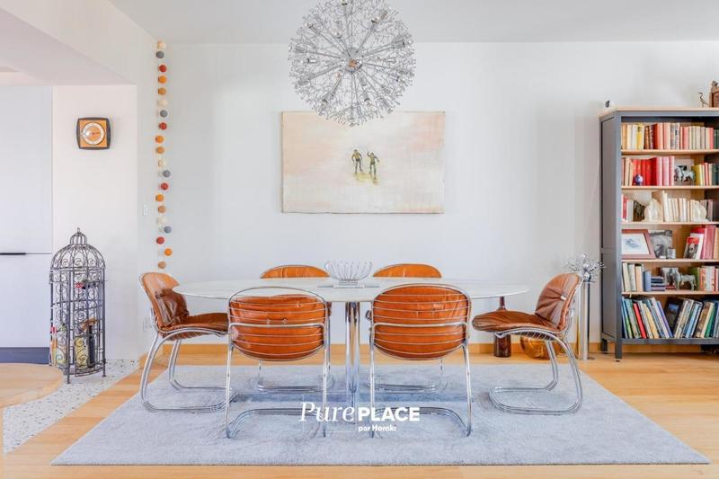 Maison - 250 m² - 7 pièces