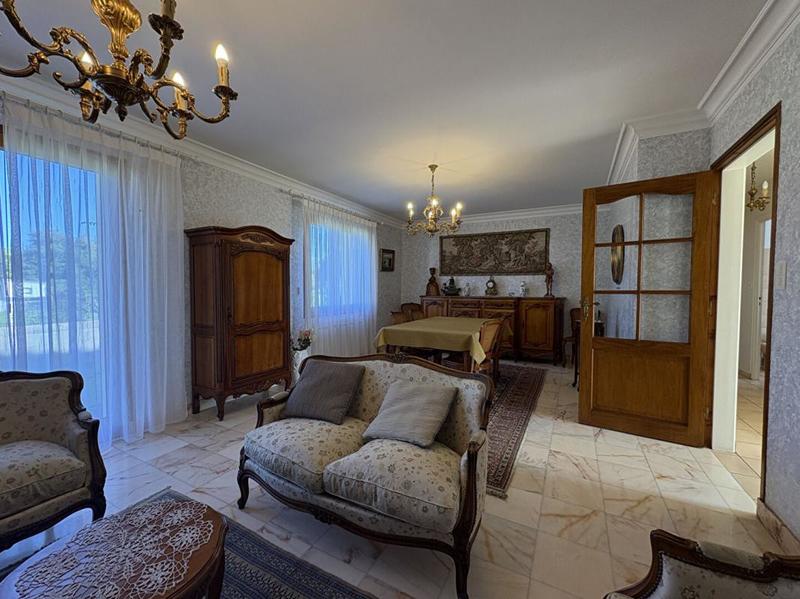 Maison - 83 m² - 5 pièces