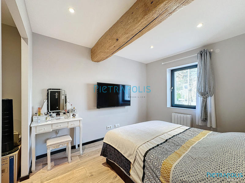 Maison - 137 m² - 6 pièces