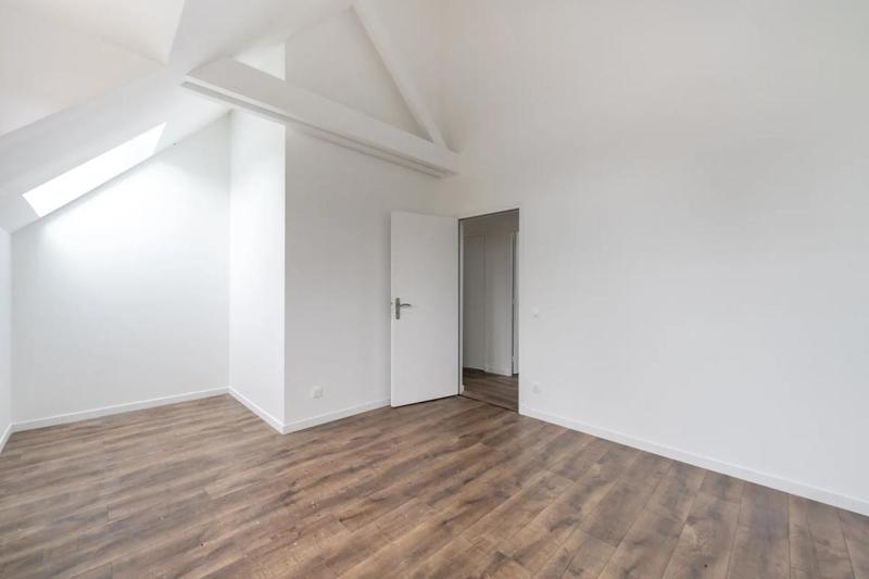 Maison - 141 m² - 6 pièces