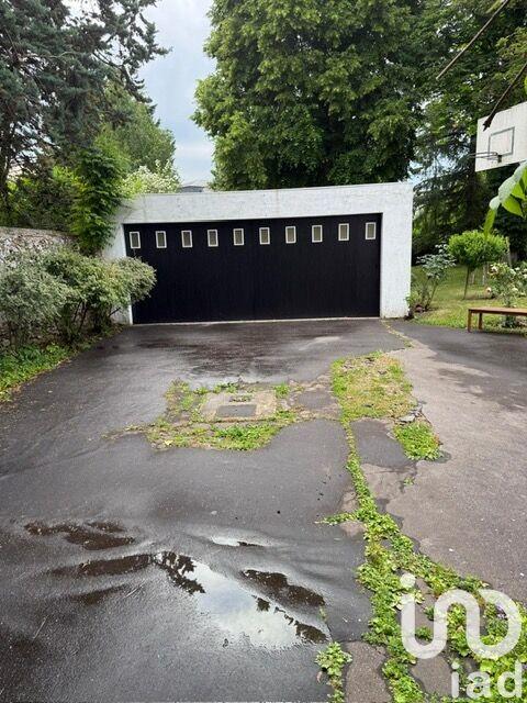 Maison - 512 m² - 9 pièces