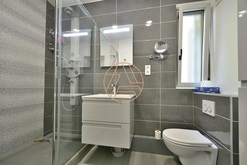 Appartement - 123 m² - 5 pièces