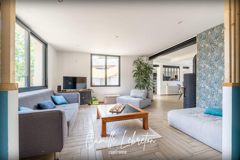 Maison - 170 m² - 6 pièces