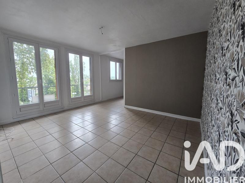 Appartement - 77 m² - 5 pièces