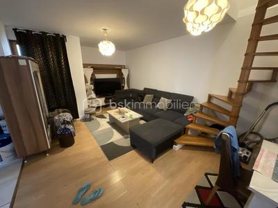 Appartement - 72 m² - 3 pièces