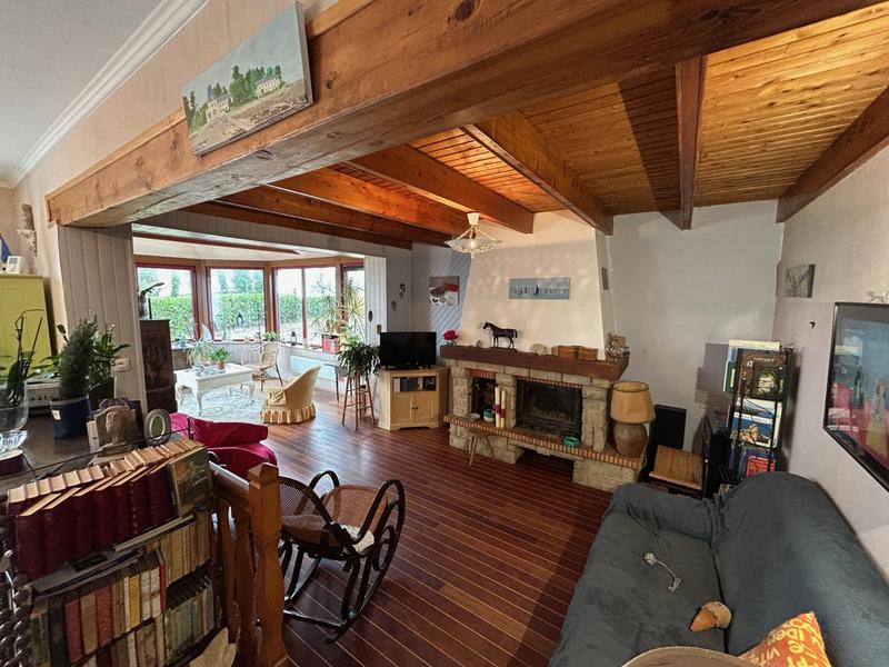 Maison traditionnelle - 123 m² - 6 pièces