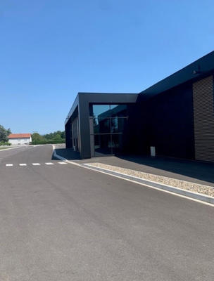 Local commercial - 292 m²