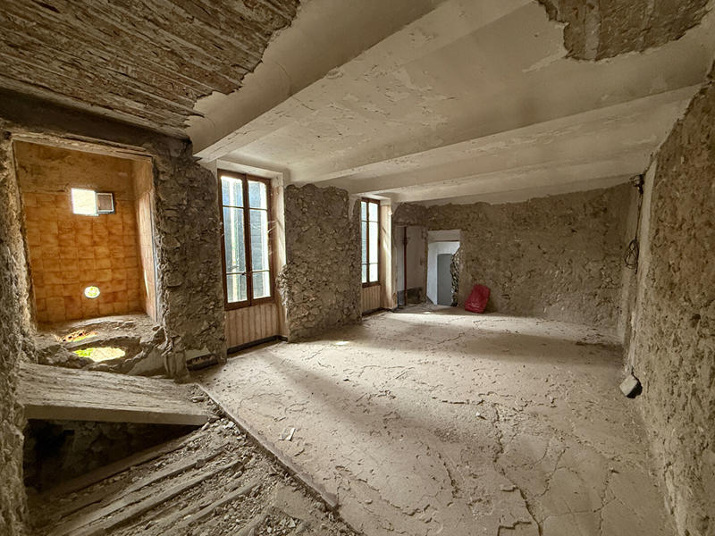 Maison de village - 280 m² - 10 pièces