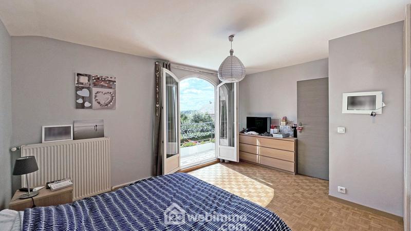 Maison - 150 m² - 7 pièces