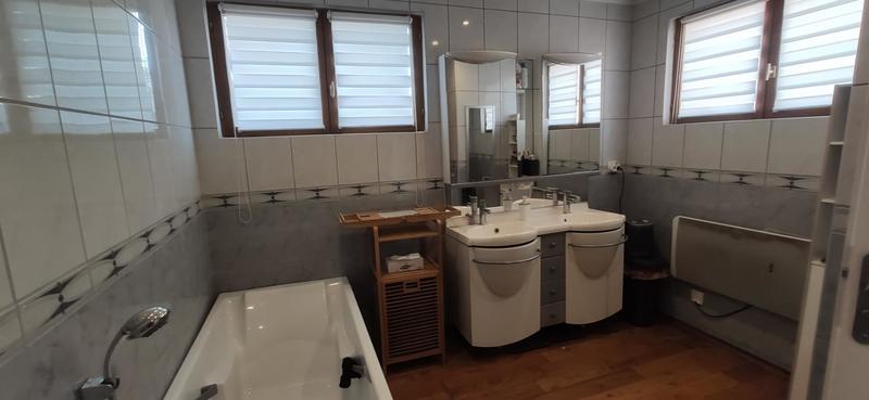 Maison de ville - 150 m² - 7 pièces