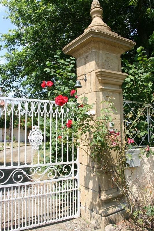 Maison - 320 m² - 10 pièces