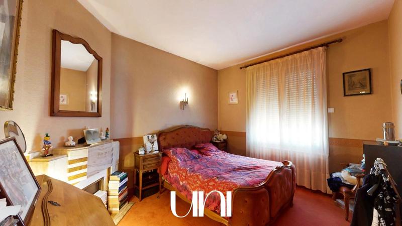 Maison - 172 m² - 7 pièces