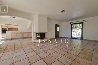 Villa - 90 m² - 4 pièces