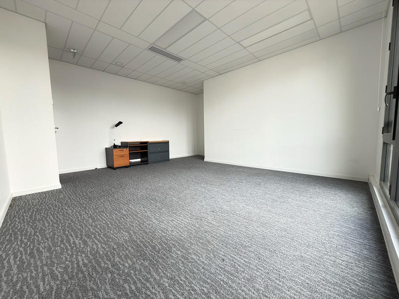 Bureau - 24 m² - 1 pièce