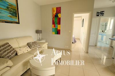 Maison - 196 m² - 7 pièces