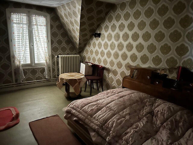 Maison - 210 m² - 9 pièces