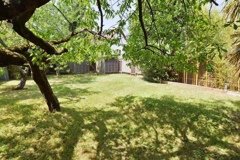 Maison - 182 m² - 8 pièces