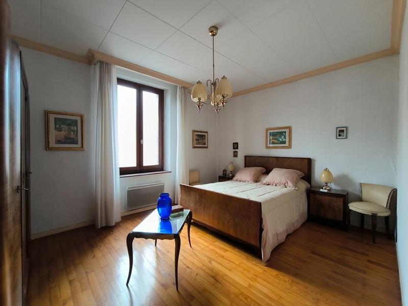 Appartement - 95 m² - 3 pièces