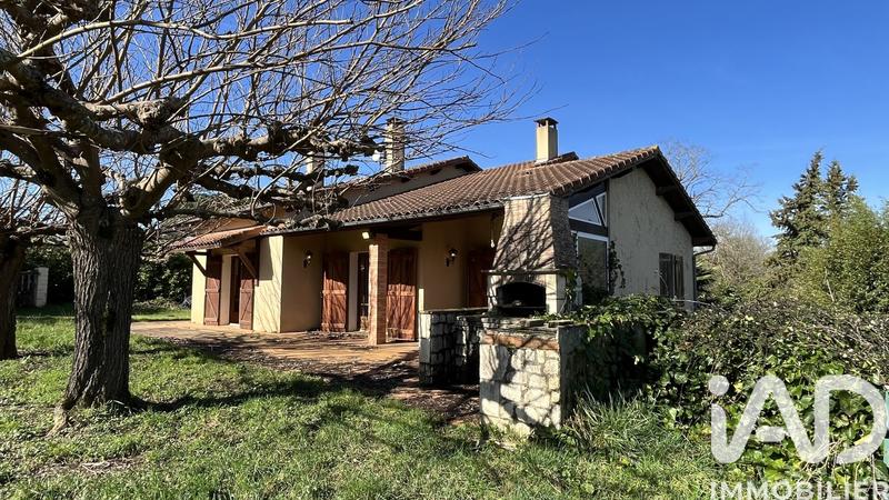 Maison - 194 m² - 8 pièces