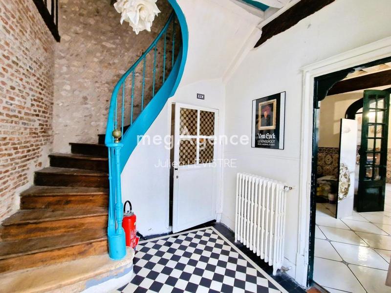 Maison - 252 m² - 10 pièces