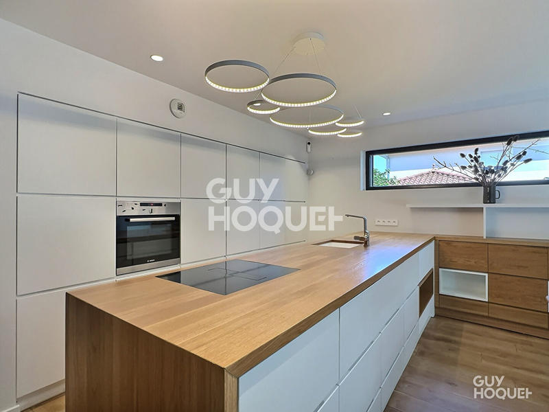 Maison - 116 m² - 4 pièces