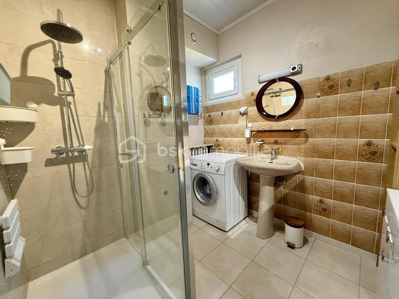 Maison - 99 m² - 5 pièces