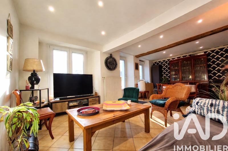 Maison - 104 m² - 5 pièces