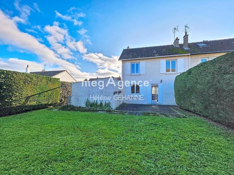 Maison jumelée - 75 m² - 4 pièces