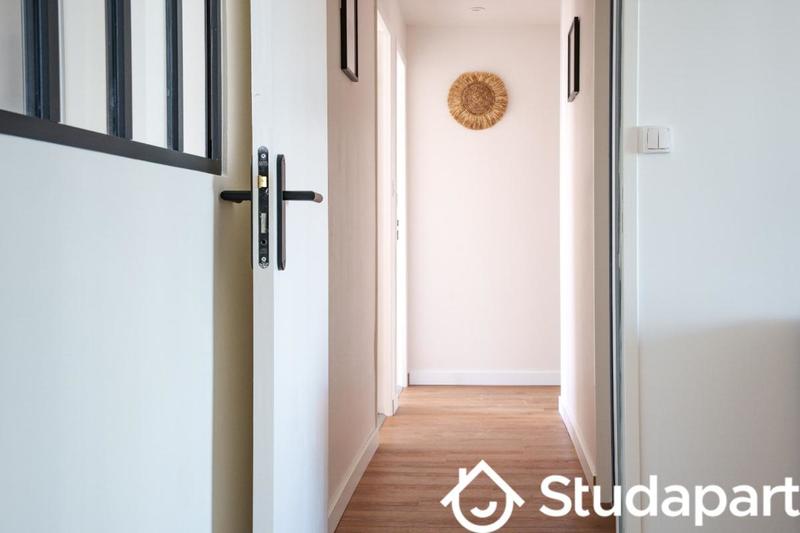 Chambre - 14 m² - 1 pièce