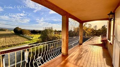 Maison - 253 m² - 8 pièces