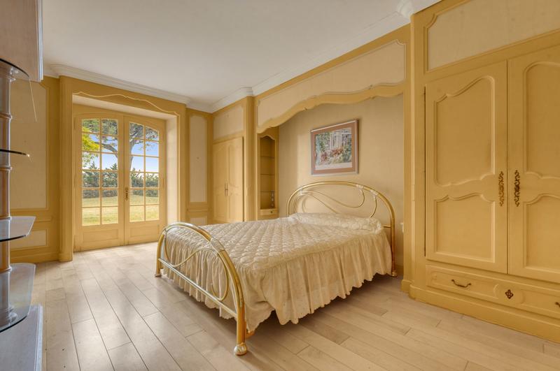 Ferme - 525 m² - 10 pièces