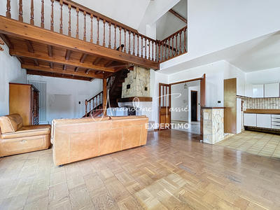 Maison - 163 m² - 5 pièces