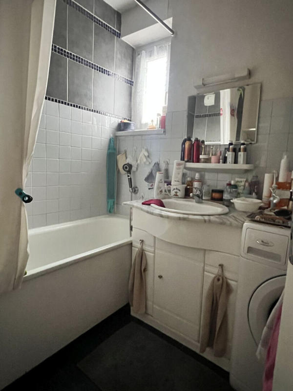 Appartement - 81 m² - 3 pièces