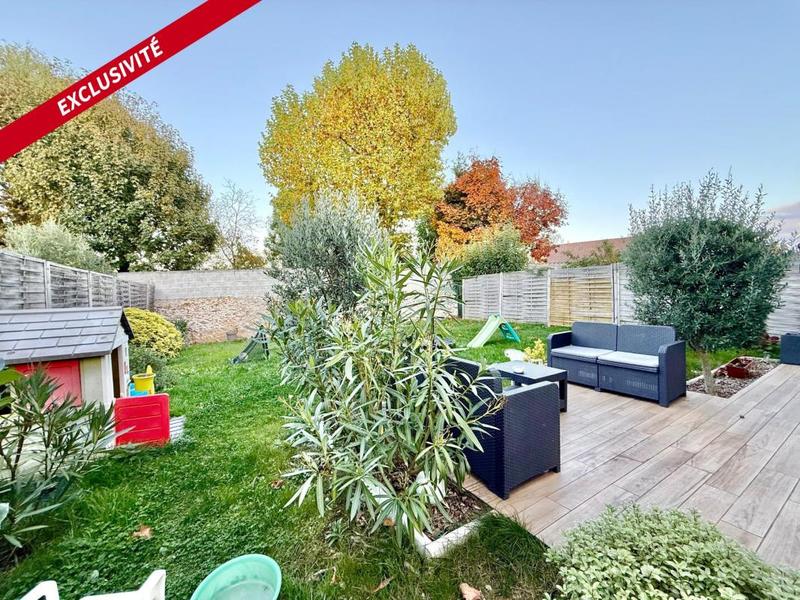 Maison - 90 m² - 5 pièces