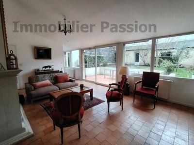 Maison ancienne - 147 m² - 8 pièces